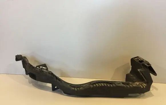 Subaru Legacy Headlight/headlamp mounting bracket