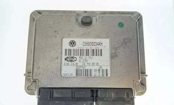 Skoda Fabia Mk1 (6Y) Engine control unit/module 036906034KH 6160131600 5823M7NCF