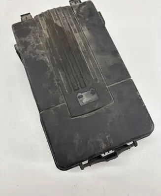 Volkswagen Tiguan Battery box tray cover/lid 3C0915443A