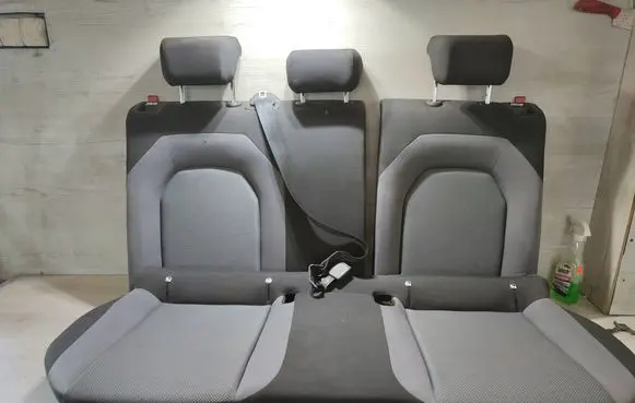 Seat Arona Second row seats 
