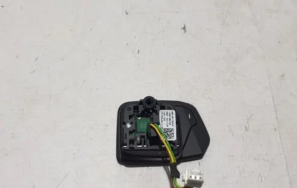 Audi A5 Steering wheel buttons/switches 85E951523E