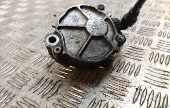 Vacuum pump