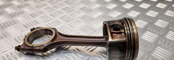 Audi A6 S6 C5 4B Piston with connecting rod