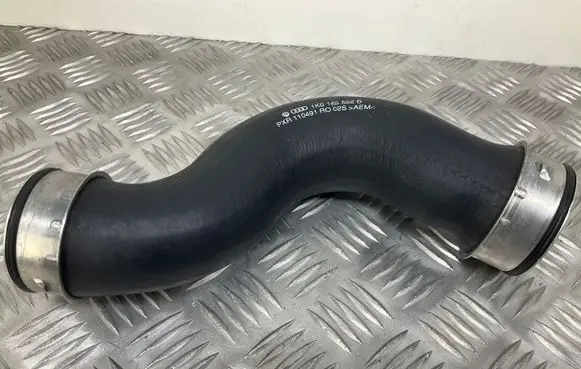 Audi TT TTS Mk2 Intercooler hose/pipe 1K0145832B