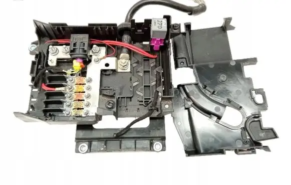 Audi Q7 4L Fuse box set 7L0937548C