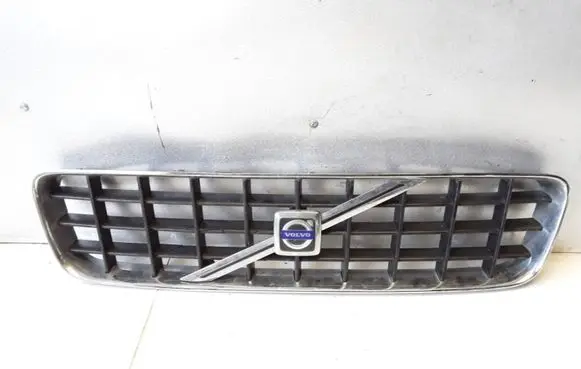 Volvo XC90 Front grill 8620641