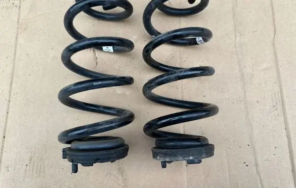 Audi A5 Rear coil spring 8W0511115