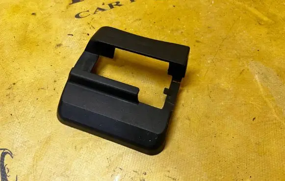 Mercedes-Benz GL X166 Front driver seat rail trim A1669190700