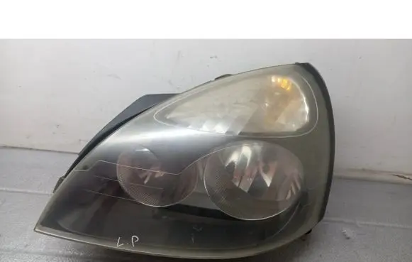 Renault Clio II Front reflector 