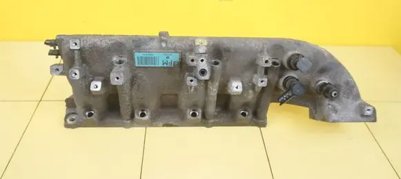 Opel Astra J Intake manifold 55565246 4HTR27