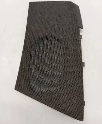 Side speaker trim/cover