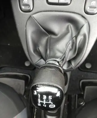Fiat Panda III Gear selector 
