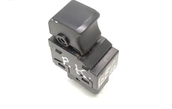 Hyundai ix20 Electric window control switch 3695101000 935751H000