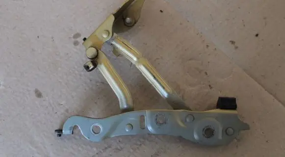 Volvo S60 Tailgate/trunk/boot hinge 30649608