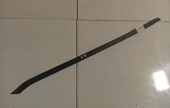 Audi A6 S6 C5 4B Windshield trim 