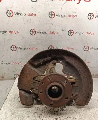 Volvo V70 Front wheel hub