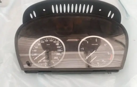 BMW 5 E60 E61 Speedometer (instrument cluster) 6983153