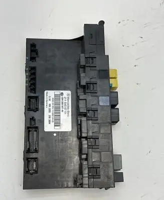 Mercedes-Benz E W211 SAM control unit 2115456701 5DK00804746
