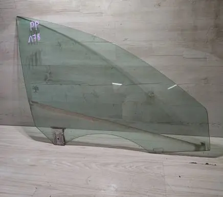 Mercedes-Benz CLA C117 X117 W117 Front door window glass four-door 43R00050 E000292 DOT24M62AS2