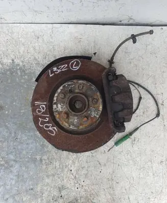 Land Rover Range Rover L322 Front wheel hub spindle knuckle 