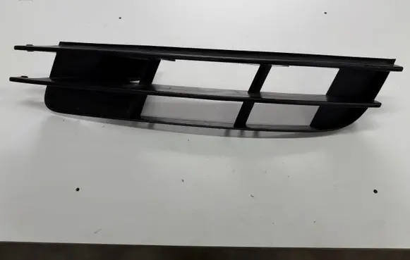 Audi Q7 4L Front bumper lower grill KRAAUDQ7160226 4L0807681