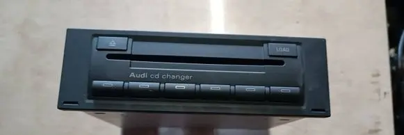 CD/DVD changer