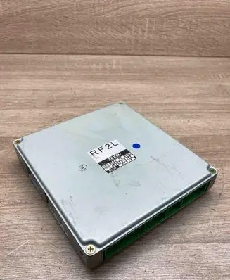 Mazda 323 F Engine control unit/module ECU RF2L18880C 4079131762