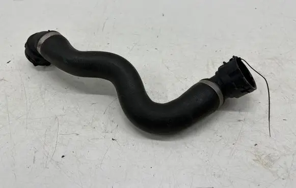 Mercedes-Benz C W205 Engine coolant pipe/hose A2055017484
