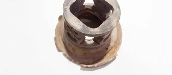 Renault Megane I Coil spring mount 