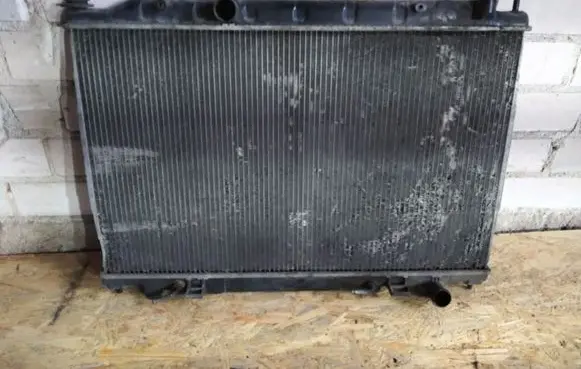 Nissan Murano Z50 Coolant radiator