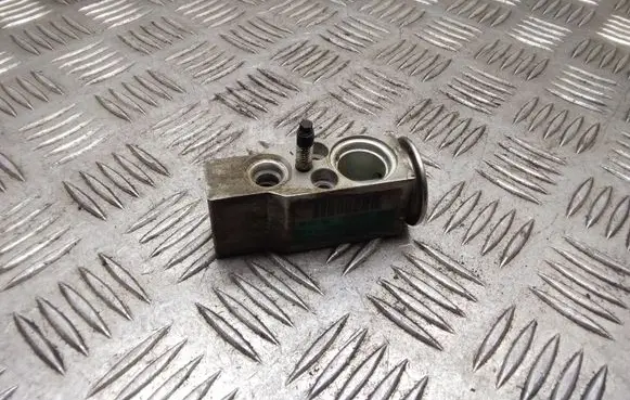 Renault Kangoo I Air conditioning (A/C) expansion valve 52265690 A311006E0