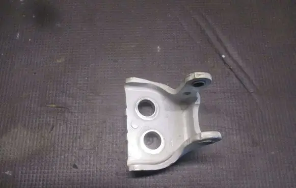Peugeot 5008 II Front door lower hinge KBI25480