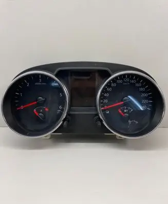 Nissan Qashqai Speedometer (instrument cluster)
