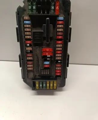 BMW 1 F20 F21 Fuse module 9224879