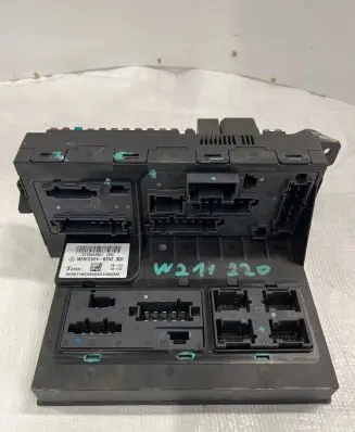 Mercedes-Benz S W220 Comfort/convenience module 2115453901