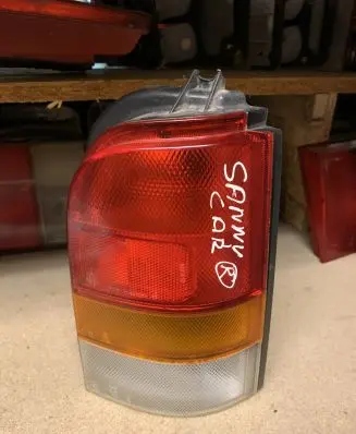 Nissan Sunny Rear/tail lights 22024555