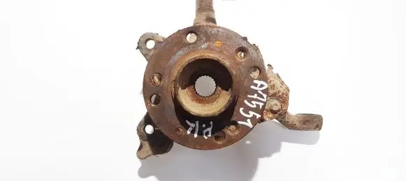 Volkswagen PASSAT B4 Front wheel hub