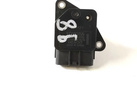 Toyota Yaris Mass air flow meter 22204-0J010