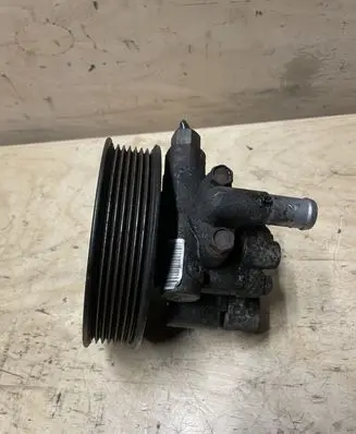 Renault Master III Power steering pump 491109718R