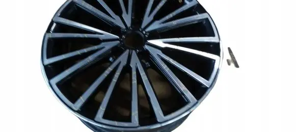 Seat Leon (5F) R17 wheel hub/cap/trim 5F0601025Q