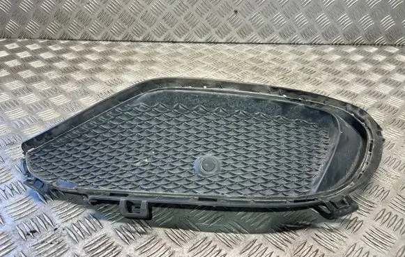 Mercedes-Benz A W176 Front bumper lower grill A1768852800