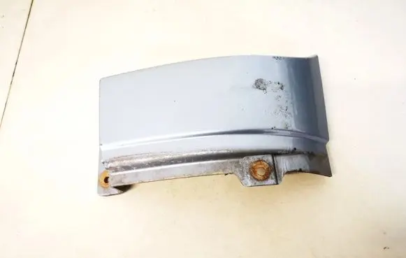 Opel Zafira A Rear/tail light trim molding 90580804