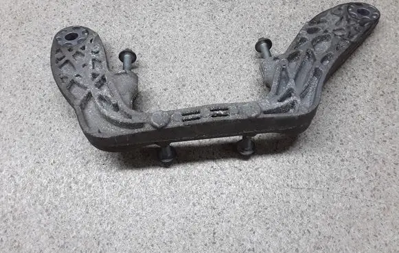 Mercedes-Benz CLA C117 X117 W117 Rear differential/diff mount bracket M0014250