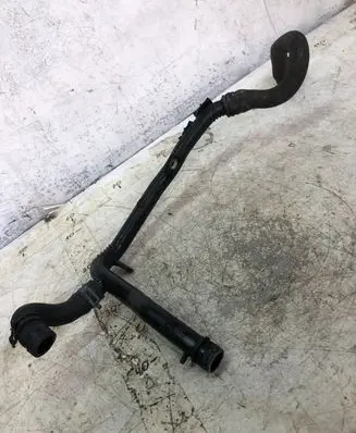 Volkswagen Touran II Engine coolant pipe/hose 1k0122058