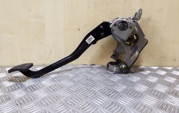 Clutch pedal