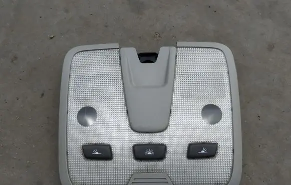 Volvo V70 Headlining lighting console trim 