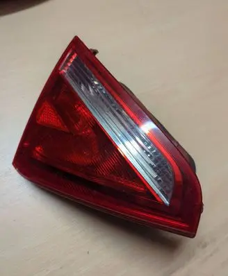 Audi A5 8T 8F Tailgate rear/tail lights 8T0945093