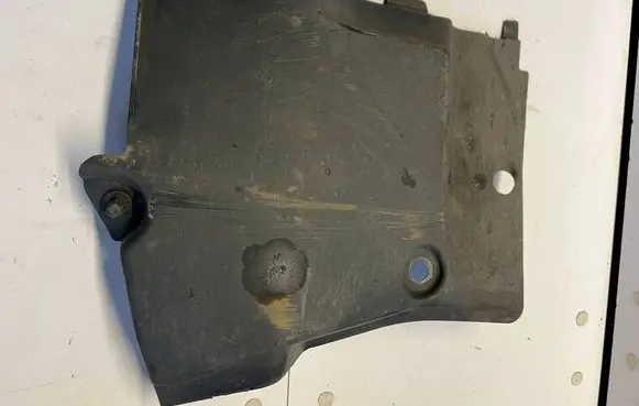 Audi A7 S7 4G Side bottom protection 8W0825202