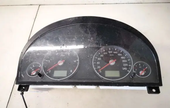 Ford Mondeo Mk III Speedometer (instrument cluster) 3s7f10841 3s7f-10841