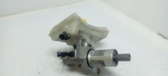 Audi A4 S4 B7 8E 8H Master brake cylinder 8E0611301E